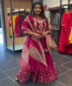 Costume Salwar Kameez élégant vintage prêt à porter en 3 pièces pour femmes, longueur au sol, pour les occasions spéciales - Product Image 5