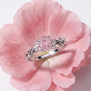 แหวนมอยซาไนต์รูปใบโคลเวอร์สี่แฉกชุบทอง 14K ยี่ห้อเจลูเลียสำหรับผู้หญิง - Product Image 4