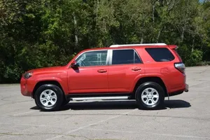Toyota 4Runner SR5 2016 - Product Image 4
