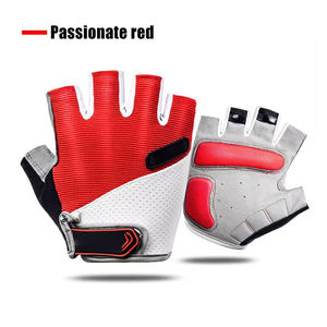 Guantes deportivos de entrenamiento de medio dedo con logotipo personalizado Guantes de gimnasio de ejercicio de cuero para levantamiento de pesas y culturismo - Product Image 3