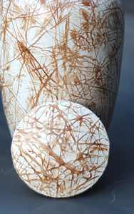 Une belle couleur pleine de grandes urnes de crémation pour les cendres adulte homme femme de Decor Products - Product Image 2