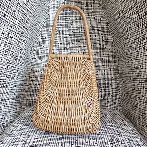 กระเป๋าถือหวายไม้ไผ่สไตล์วินเทจ งานสานจากเส้นใยราฟเฟีย โบฮีเมียน ร็อคอะบิลลี่ ยุค 1950 1960 กระเป๋าหวาย ตะกร้าหวาย ผลิตในเวียดนาม - Product Image 5