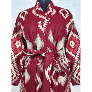 Kimono/Robe unisexe en laine de yak et mélanges, imprimé floral Sarcelle rouge beige luxueux, motif géométrique urbain en losanges - Product Image 2