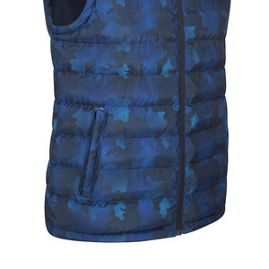 Veste d'hiver en duvet sans manches décontractée pour hommes avec logo personnalisé gilet à capuche en toile et tissu à col montant par les fabricants de vêtements - Product Image 5