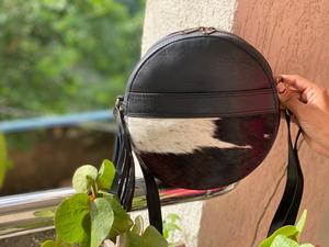 กระเป๋าถือหนังวัวขนเฟอร์สำหรับผู้หญิงกระเป๋าหนังมีสายหนังขนพิมพ์ลายสัตว์ - Product Image 4