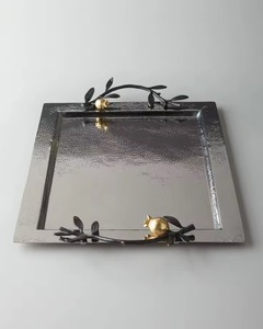 Ensemble de plateaux de service en métal artisanaux écologiques - Design moderne et luxueux durable pour les restaurants et l'usage domestique - Product Image 6
