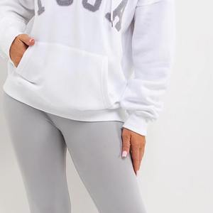 Sweat à capuche long oversize pour femme, tissu velours confortable, style décontracté, haut d'hiver pour la rue, logo sur le devant, 100% coton - Product Image 4