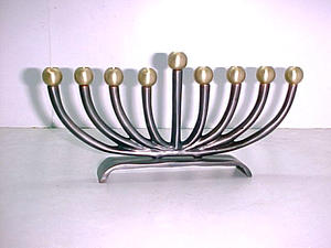 Soporte de latón para velas Menorah, soporte de vela artesanal irrompible, forma personalizada, calidad de alta estándar - Product Image 5