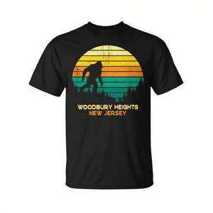 Maglietta souvenir retrò di Woodbury Heights New Jersey Bigfoot - Product Image 2
