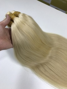 ผมต่อผมบริสุทธิ์จาก Remmy สีบลอนด์พรีเมี่ยมผมตรงนุ่มสุขภาพดี - Product Image 4