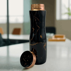 Botella de agua de cobre puro de diseño único botella de aspecto atractivo Meena negro brillante acabado 100% botella a prueba de fugas consciente de la salud - Product Image 1