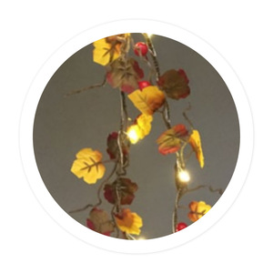 1,5 m. Ghirlanda con foglie d'acero e ghiande, LED a batteria (GSC 204690023) - Product Image 1
