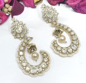 Pendientes Glamurosos de Alta Calidad con Acabado Dorado, Estilo Tradicional con Piedras, Colección para Bodas, para Mujeres y Niñas - Product Image 2