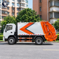 Camion de nettoyage des poubelles EURO 6, camion à ordures 4x2 à chargement arrière avec compression des déchets et réservoir d'égouts