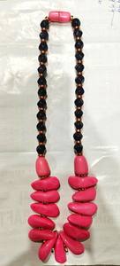 Collier de bijoux de mode en résine époxy Meilleure qualité de perles rondes en résine Collier en résine fait à la main par l'artisanat en croissant - Product Image 4