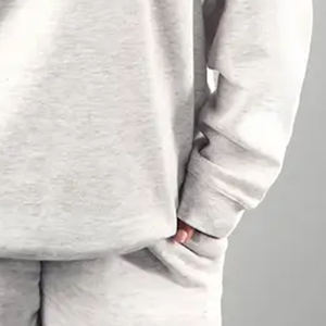 Sudadera de Cuello Redondo para Mujer, Diseño de Color Sólido, Precio al por Mayor para Compradores al por Mayor, para Invierno, con Mangas Completas / Diseño Informal - Product Image 4