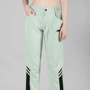 Pantalon cargo pour femmes de haute qualité-Durable et polyvalent-Parfait pour les sorties décontractées et les activités d'aventure - Product Image 1