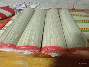 Alfombrillas de juncia tejidas de Vietnam, tejidas a mano, nueva opción para el hogar, respetuosas con el medio ambiente, alfombrillas de juncia de alta calidad al por mayor a buenos precios - Product Image 3