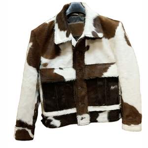 Veste en cuir de vachette de qualité supérieure pour homme, fourrure noire et blanche, imprimé vache, veste de motard, vêtement d'extérieur d'hiver - Product Image 3