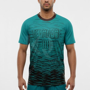 Camiseta Deportiva Sublimada Personalizada con Tela de Poliéster de Secado Rápido e Impresión Duradera para Equipos y Clubes - Product Image 4