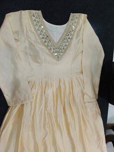 Traje Anarkali Salwar con estampado de gran vuelo, estilo cuello en V, largo hasta el suelo, 3 metros, estilo actriz de series de televisión, el más hermoso, para uso adulto. - Product Image 2
