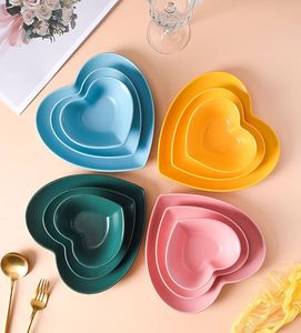 ชามเรซินรูปหัวใจทำจากไม้หมุนสีแดงขนาดกลางและชามเรซินปรับขนาดได้ตามต้องการ - Product Image 6