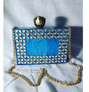 กล่องเครื่องประดับไม้พรีเมี่ยมที่มีการตกแต่งกระดูกฝังสำหรับการจัดเก็บเครื่องประดับที่มีความซับซ้อนและตัวเลือกของขวัญที่หรูหราจากอินเดีย - Product Image 5