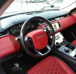 Range Rover Velar P400 Dynamic HSE 2024 Negro Usado, SUV Usado con Faros LED, Automático, Gasolina, 5 Plazas |   Listo para Exportar - Product Image 2