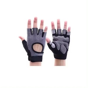 Gants de fitness de haute qualité avec logo personnalisé Matériau en cuir de qualité supérieure Meilleur tarif Nouveau style de sport de plein air Vente en gros - Product Image 1