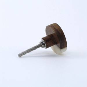 Boutons élégants en résine de laiton en bois avec motifs floraux parfaits pour la quincaillerie de meubles traditionnels et contemporains - Product Image 3