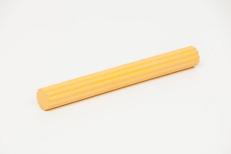 สีเหลือง