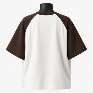 Camiseta Retro para Mujer con Mangas en Contraste, Corte Holgado, Estilo Urbano, Diseño Gráfico - Product Image 2