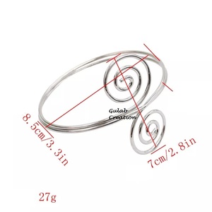 Pulsera de Metal con Flores Talladas Huecas para Mujer, Brazalete Ajustable, Joyería Coleccionable de Arte Moderno, Venta Al por Mayor - Product Image 5