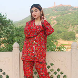Conjunto de pijama informal bohemio con estampado Floral Summer Breeze 100% tejido de seda polivinílica transpirable cómodo para uso diario y nocturno para mujer - Product Image 1