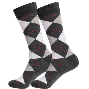 Chaussettes de sport en coton pour hommes, anti-salissures, à prix compétitif, avec motif de dessin animé pour l'été, décontractées - Product Image 6