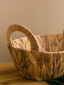 Cesta de bandeja tejida de jacinto de agua natural Cesta de frutas para uso en cocina, comedor y sala de estar - Product Image 2