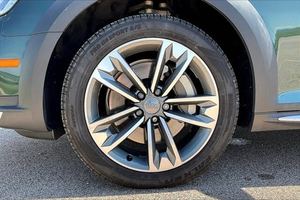 Clean-title-used-Audi-A4-allroad-2.0T-QU-ATTRO Prestige AWD พร้อมส่งถึงบ้าน - Product Image 5