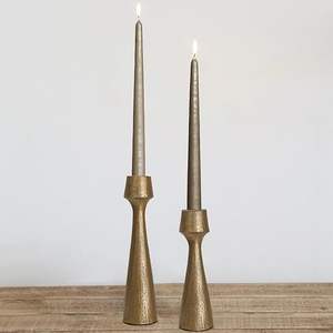 Porte-bougies décoratifs en aluminium faits à la main pour les cadeaux et la décoration festive - Product Image 1