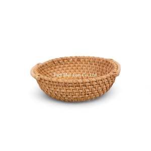<b>Decorative</b> Handmade Rattan <b>Tray</b> With Natural Woven Texture For Living Room Dining Table And Kitchen Use - Product Image 4