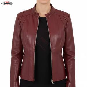Chaqueta Bomber de Cuero Transpirable para Mujer Talla Grande 2025 con Logotipo Personalizado y Diseño de Rayas, Gran Venta - Product Image 1