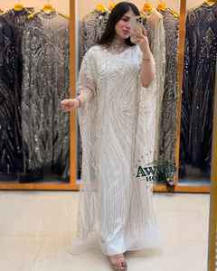 Vestido de Noche de Lujo AWAIS, Estilo Imperio, Largo hasta el Suelo, Corte en A, Bordado con Cristales y Perlas, Ecológico, 100% - Product Image 1