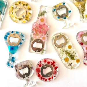 ที่เปิดขวดทำจากเรซินและโลหะตกแต่งด้วยของโบราณสำหรับห้องครัวหรือเคาน์เตอร์บาร์ที่เริ่มสนทนา - Product Image 1