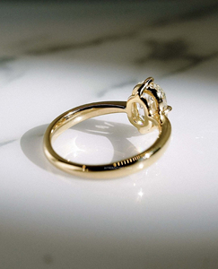 2 Carat Đệm Cắt Mỏ Cũ Moissanite Engagement Ring Cho Phụ Nữ Thanh Lịch Kéo Dài Solitaire Cái Nhìn Cổ Điển 18K Vàng Trang Sức - Product Image 3