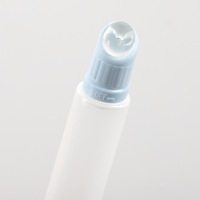 Tube de crème pour les yeux avec applicateur à bille roulante de 4,8 ml |   Tube de lotion corporelle en plastique à presser