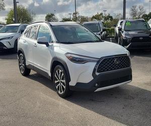 TOYOTA COROLLA CROSS XLE FWD 2023 LISTO PARA ENVIAR - Product Image 1