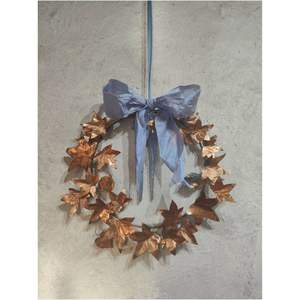 Guirnalda al por Mayor de 45 cm, Planta Artificial Morada para Colgar en la Pared, Guirnalda Floral de Seda Duradera para Decoración de Eventos, Hoteles y Tiendas de Regalos - Product Image 6