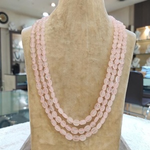 Meilleure qualité Trendy Real Rose Quarts Élégant 3 rangées Classique Collier Ensemble pour femmes et filles Mariages Fiançailles Porter - Product Image 1