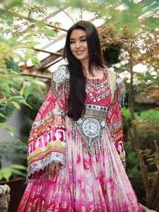 ชุดเดรสอัฟกันทำมือสำหรับผู้หญิงปี 2026 ดีไซน์ยอดนิยม แต่งลูกไม้หลากสี กระดุม ซิป เอวธรรมชาติ ซักได้ เหมาะสำหรับงานปาร์ตี้ - Product Image 6