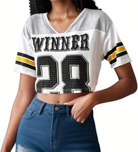 T-shirt à col en V surdimensionné avec motif graphique pour femme, maillot de football - Product Image 3