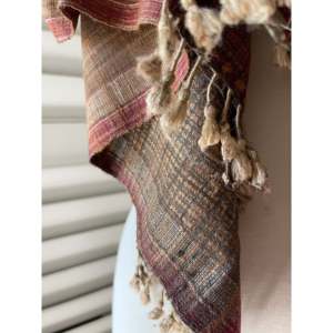 Tissu en soie et coton tissé à la main, style long, teinture acacia et marguerite - Product Image 5